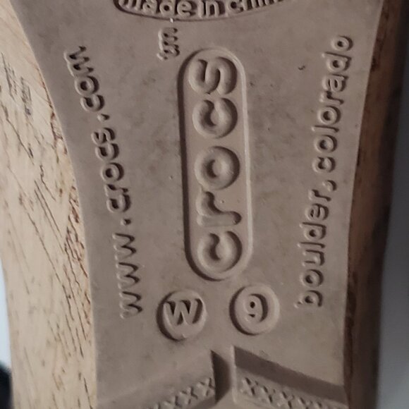 CROCS Leigh Sling Back Cork Wedge Sandal - Picture 9 of 10